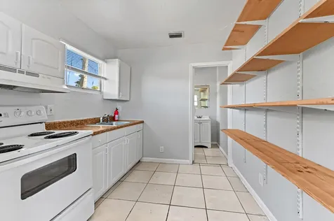 515 Putnam Road West Palm Beach FL 33405