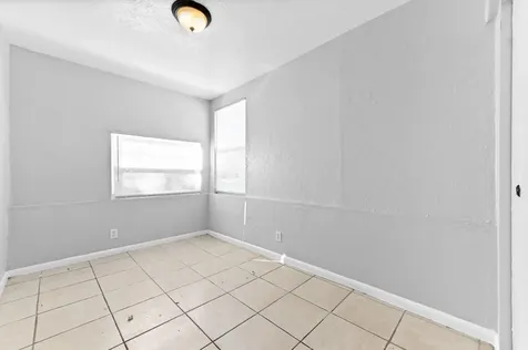 515 Putnam Road West Palm Beach FL 33405