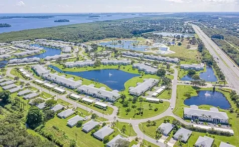 464 Grove Isle Circle Vero Beach FL 32962