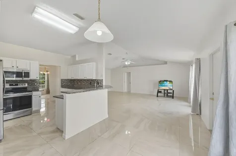 7608 Deland Avenue Fort Pierce FL 34951