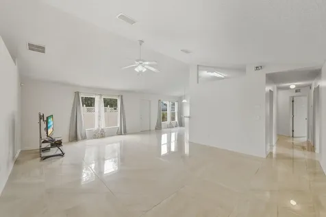 7608 Deland Avenue Fort Pierce FL 34951