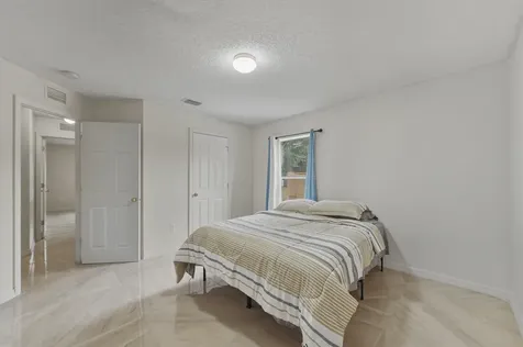 7608 Deland Avenue Fort Pierce FL 34951