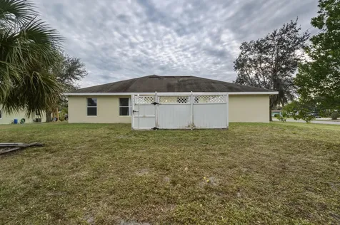 7608 Deland Avenue Fort Pierce FL 34951