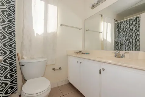 2019 Nw 55th Terrace Lauderhill FL 33313