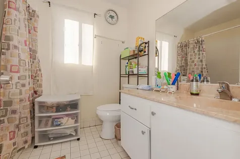 2019 Nw 55th Terrace Lauderhill FL 33313