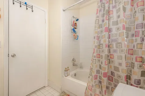 2019 Nw 55th Terrace Lauderhill FL 33313