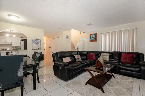 2019 Nw 55th Terrace Lauderhill FL 33313