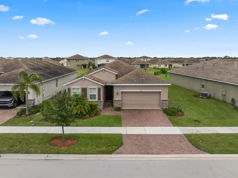 10552 Sw Toren Way Port Saint Lucie FL 34987