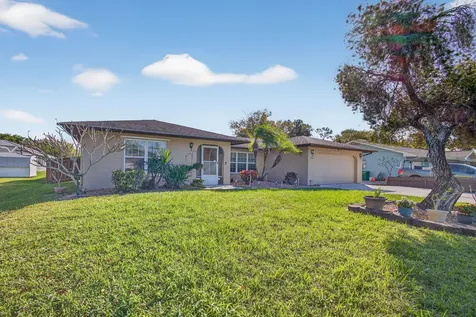 5216 Palm Drive Fort Pierce FL 34982
