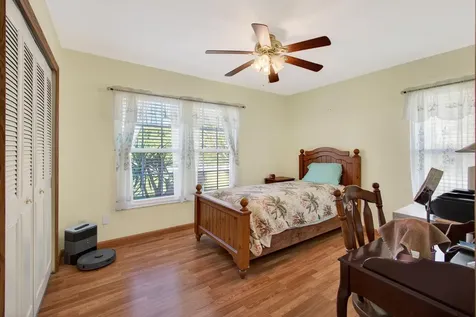 5216 Palm Drive Fort Pierce FL 34982