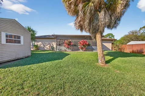 5216 Palm Drive Fort Pierce FL 34982