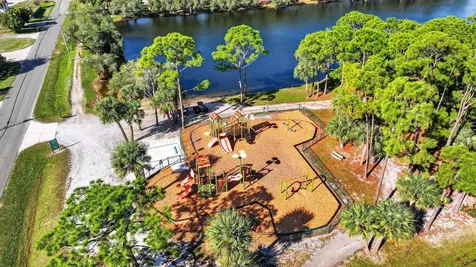 5216 Palm Drive Fort Pierce FL 34982