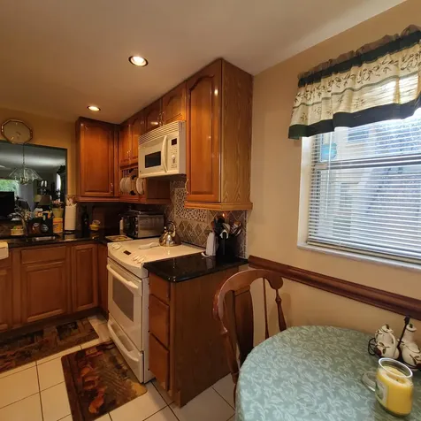 2975 SW 22nd Avenue Delray Beach FL 33445