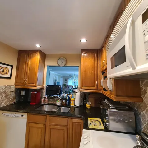 2975 SW 22nd Avenue Delray Beach FL 33445