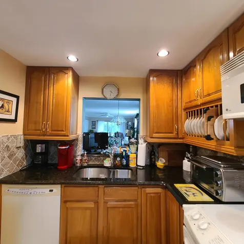2975 SW 22nd Avenue Delray Beach FL 33445