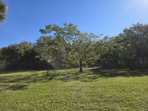 2975 SW 22nd Avenue Delray Beach FL 33445