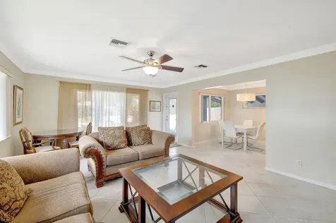 3792 Ne 19th Avenue Oakland Park FL 33308