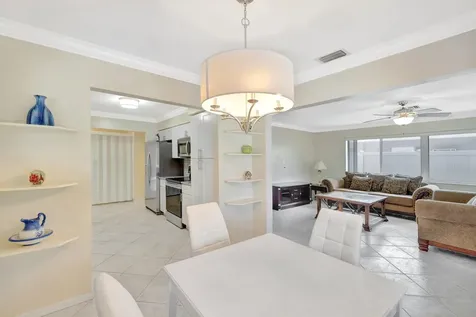 3792 Ne 19th Avenue Oakland Park FL 33308