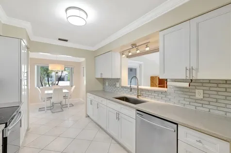 3792 Ne 19th Avenue Oakland Park FL 33308