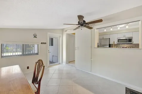 3792 Ne 19th Avenue Oakland Park FL 33308