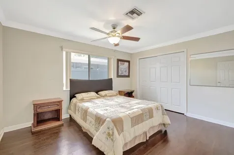 3792 Ne 19th Avenue Oakland Park FL 33308
