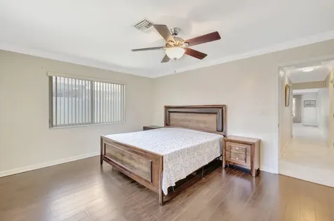 3792 Ne 19th Avenue Oakland Park FL 33308