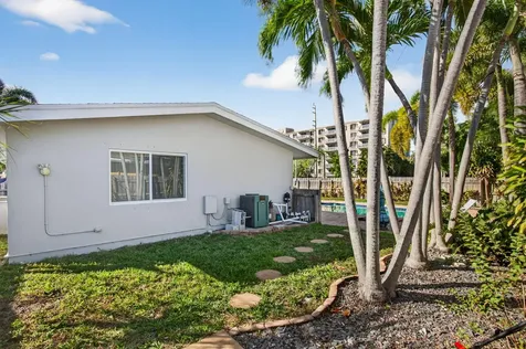 3792 Ne 19th Avenue Oakland Park FL 33308