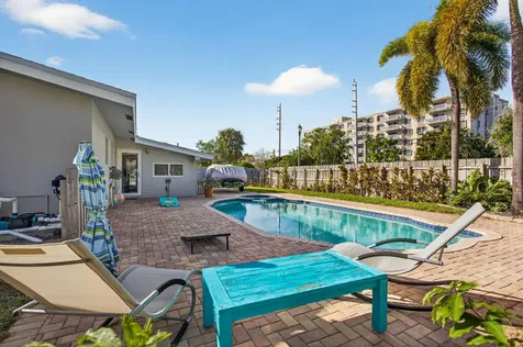 3792 Ne 19th Avenue Oakland Park FL 33308