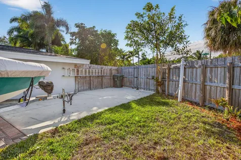 3792 Ne 19th Avenue Oakland Park FL 33308