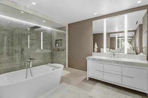 200 Se Mizner Boulevard Boca Raton FL 33432