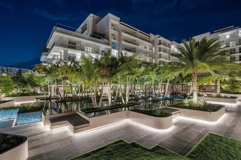 200 Se Mizner Boulevard Boca Raton FL 33432