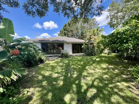 2617 SW Chestnut Lane Port Saint Lucie FL 34953