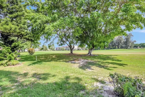 6749 Versailles Court Lake Worth FL 33467