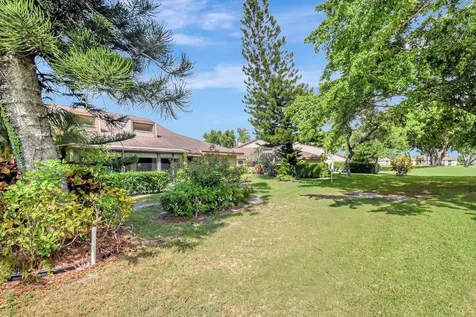 6749 Versailles Court Lake Worth FL 33467