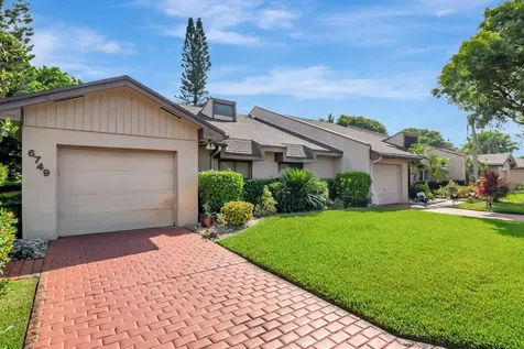 6749 Versailles Court Lake Worth FL 33467