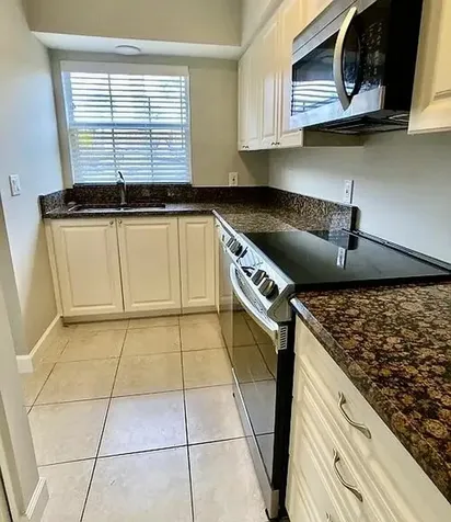 413 N Cypress Drive Tequesta FL 33469