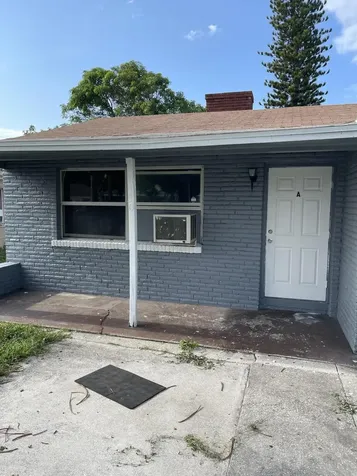 130 W 16th Street Riviera Beach FL 33404
