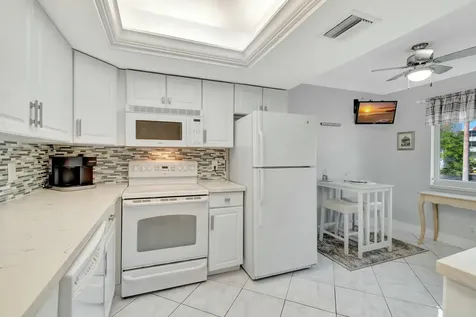 14823 Cumberland Drive Delray Beach FL 33446