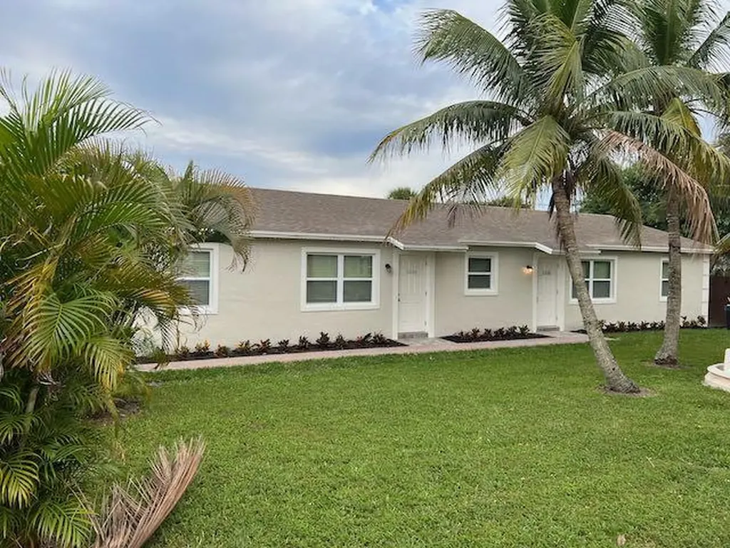 3348 Cherokee Avenue West Palm Beach FL 33409