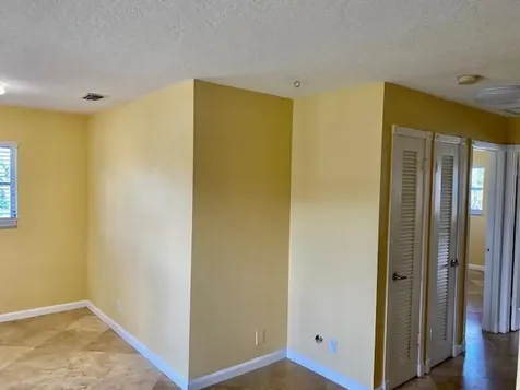 240 Croton Avenue Lantana FL 33462