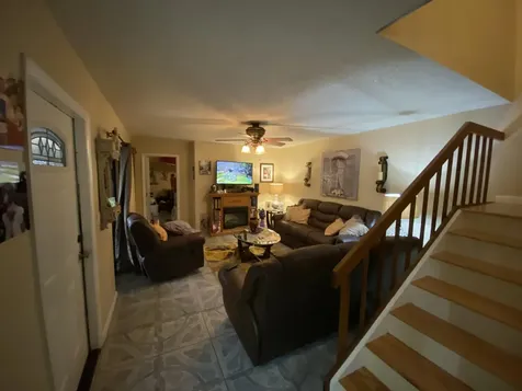 1011 Springdale Circle Palm Springs FL 33461