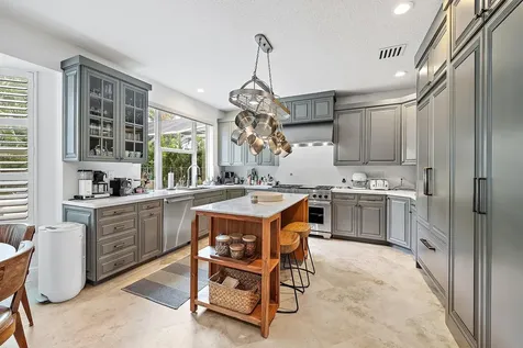 76 Princewood Lane Palm Beach Gardens FL 33410