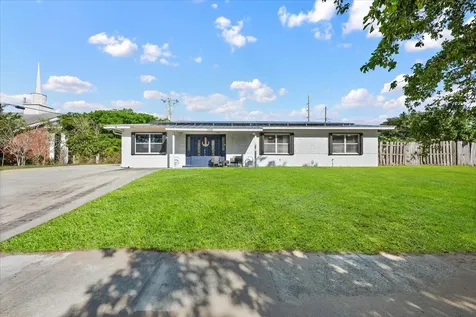 2032 6th Court Lake Worth Beach FL 33461