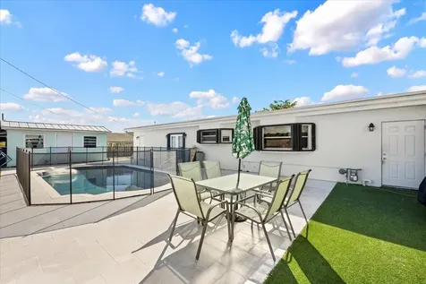 2032 6th Court Lake Worth Beach FL 33461