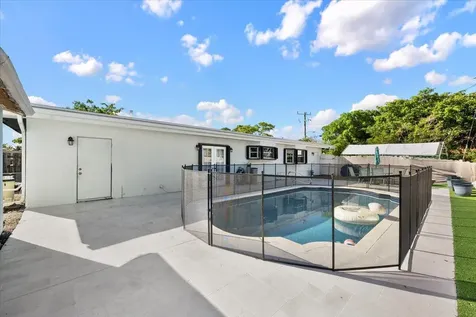 2032 6th Court Lake Worth Beach FL 33461