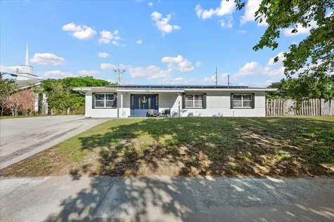 2032 6th Court Lake Worth Beach FL 33461