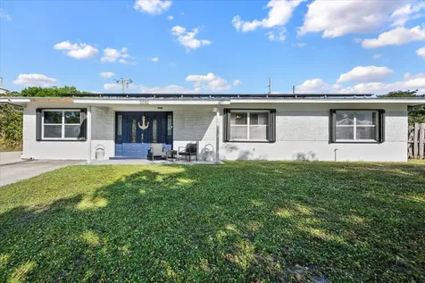2032 6th Court Lake Worth Beach FL 33461