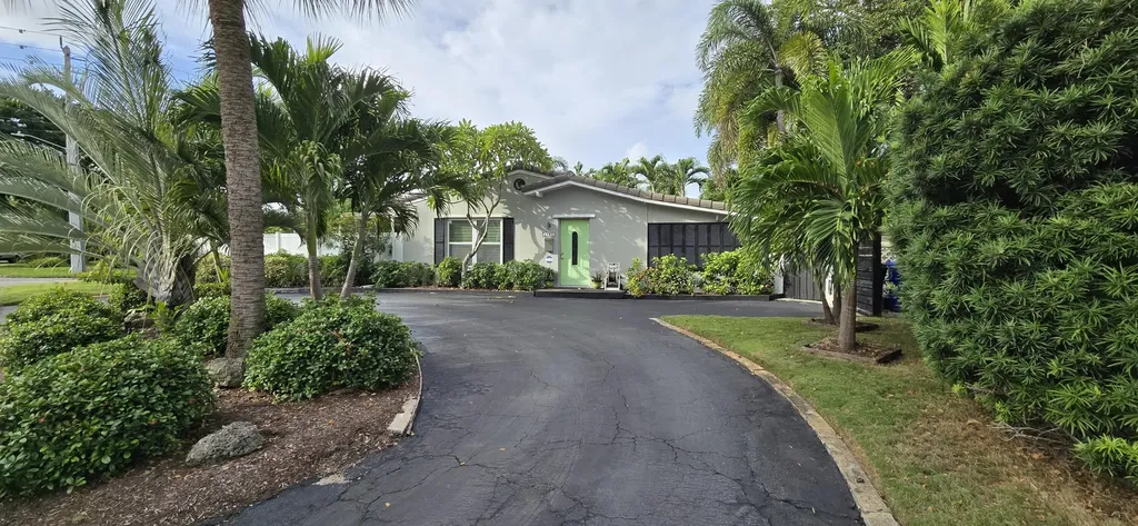 1701 Ne 16th Avenue Fort Lauderdale FL 33305