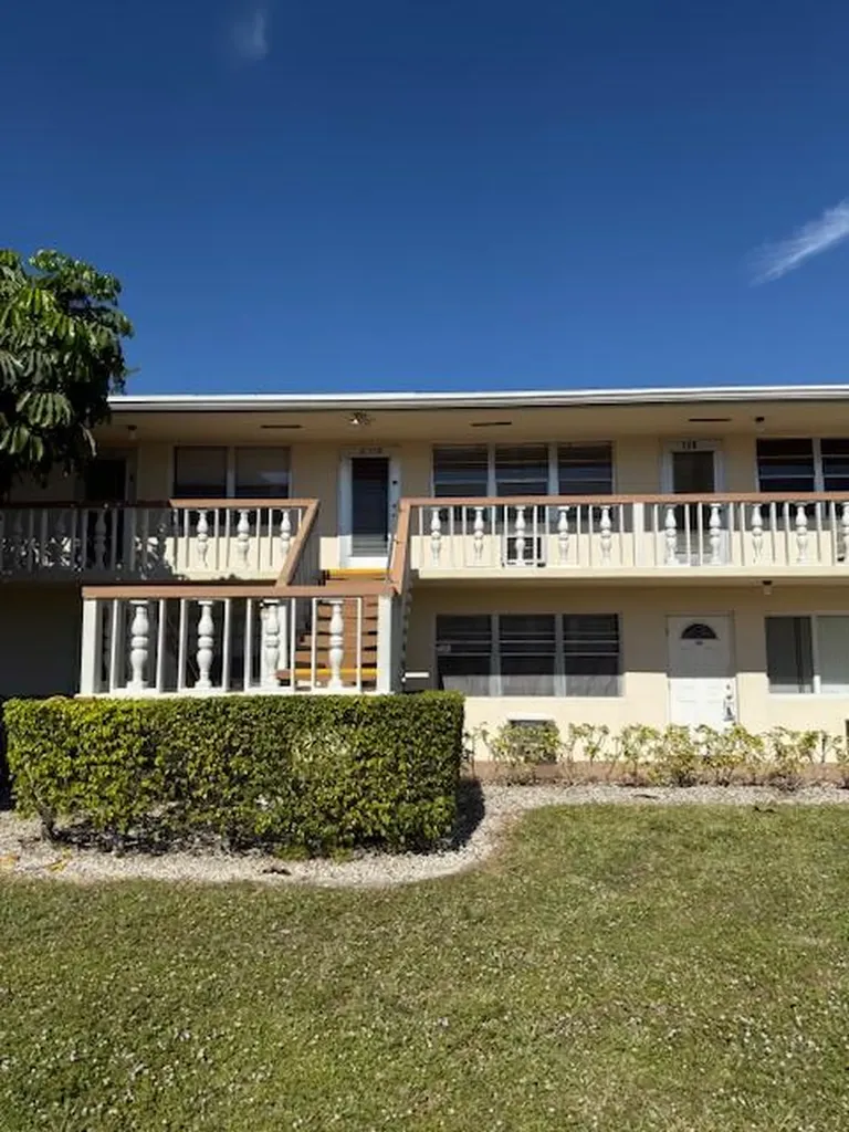 119 Andover West Palm Beach FL 33417