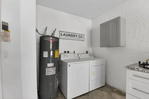 9074 Chatsworth Cascades Boca Raton FL 33434